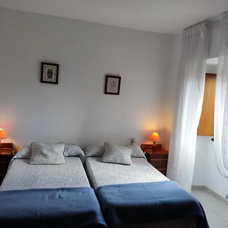 Casa Castrillon بيت للعطل *